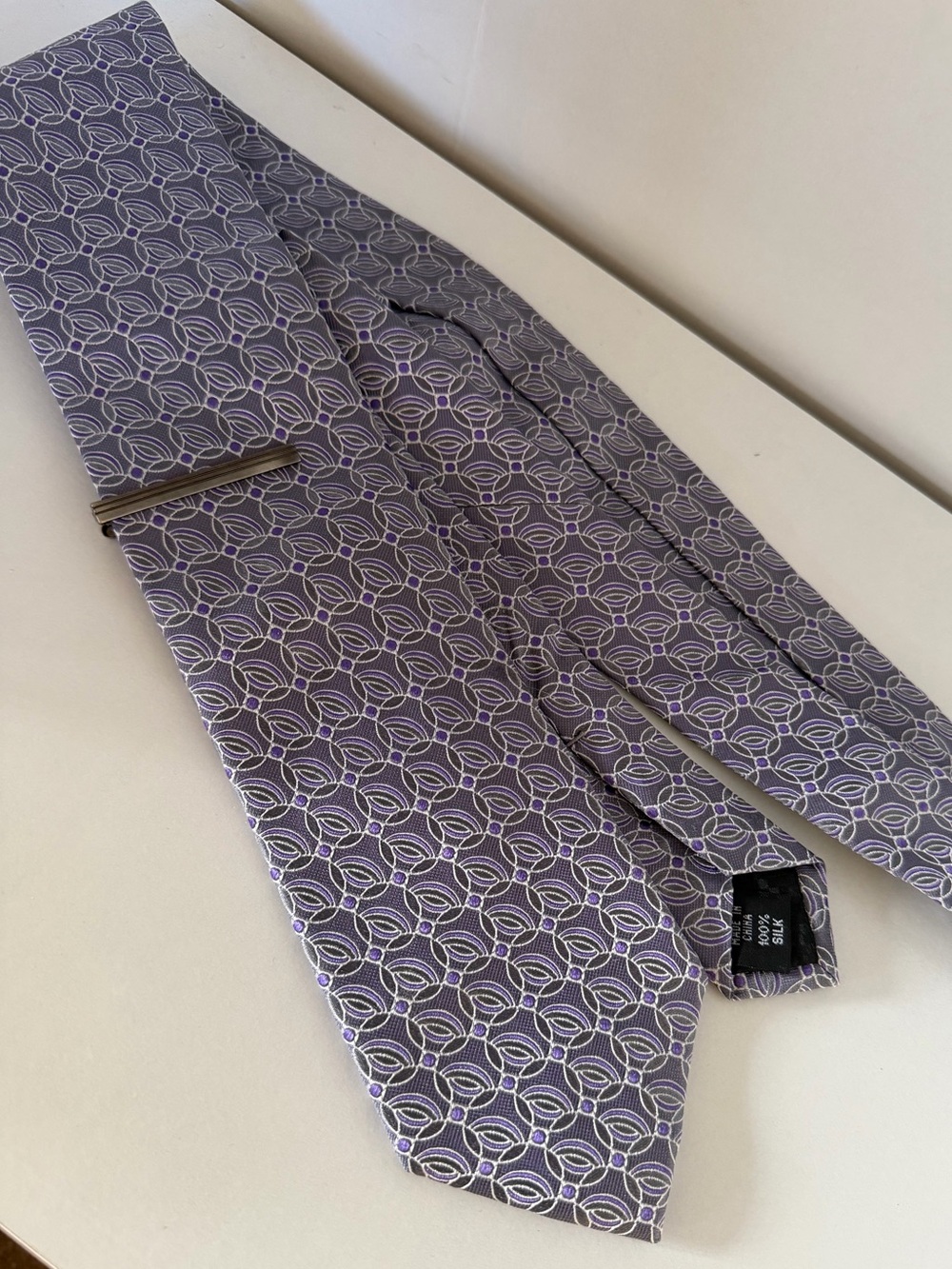 Sean John Men’s Purple Geometric 100% Silk Tie